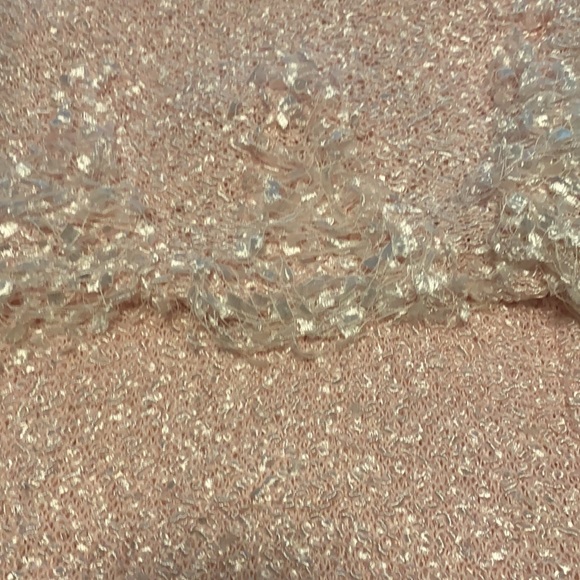 Beautiful shirt and skirt light pink just a beautiful set - Picture 5 of 5